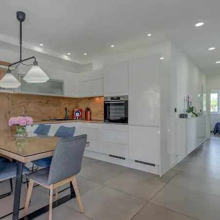 Nevera Apartament Trogir